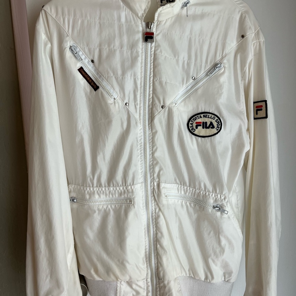 Vintage Fila White Bomber Jacket with Ribbed Cuffs